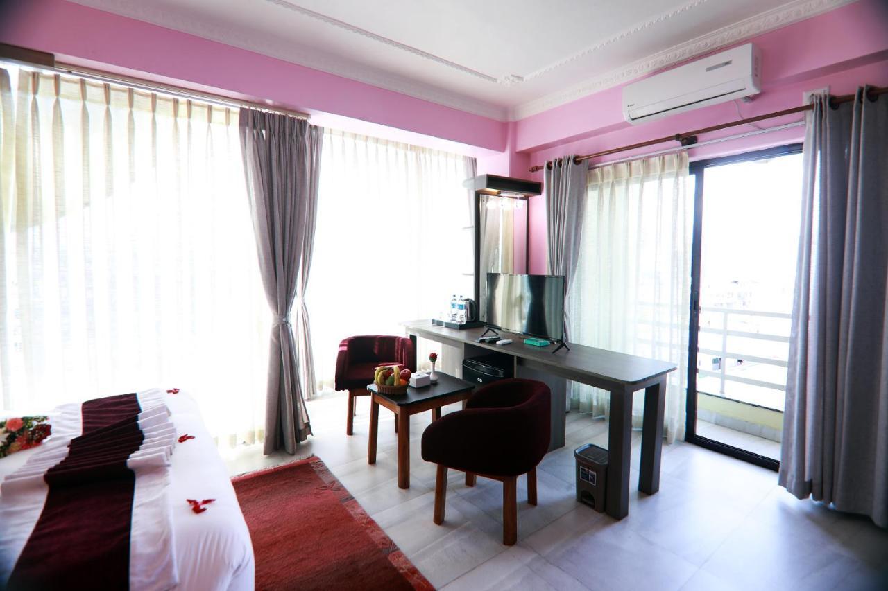 Hotel Task International Pokhara Eksteriør bilde