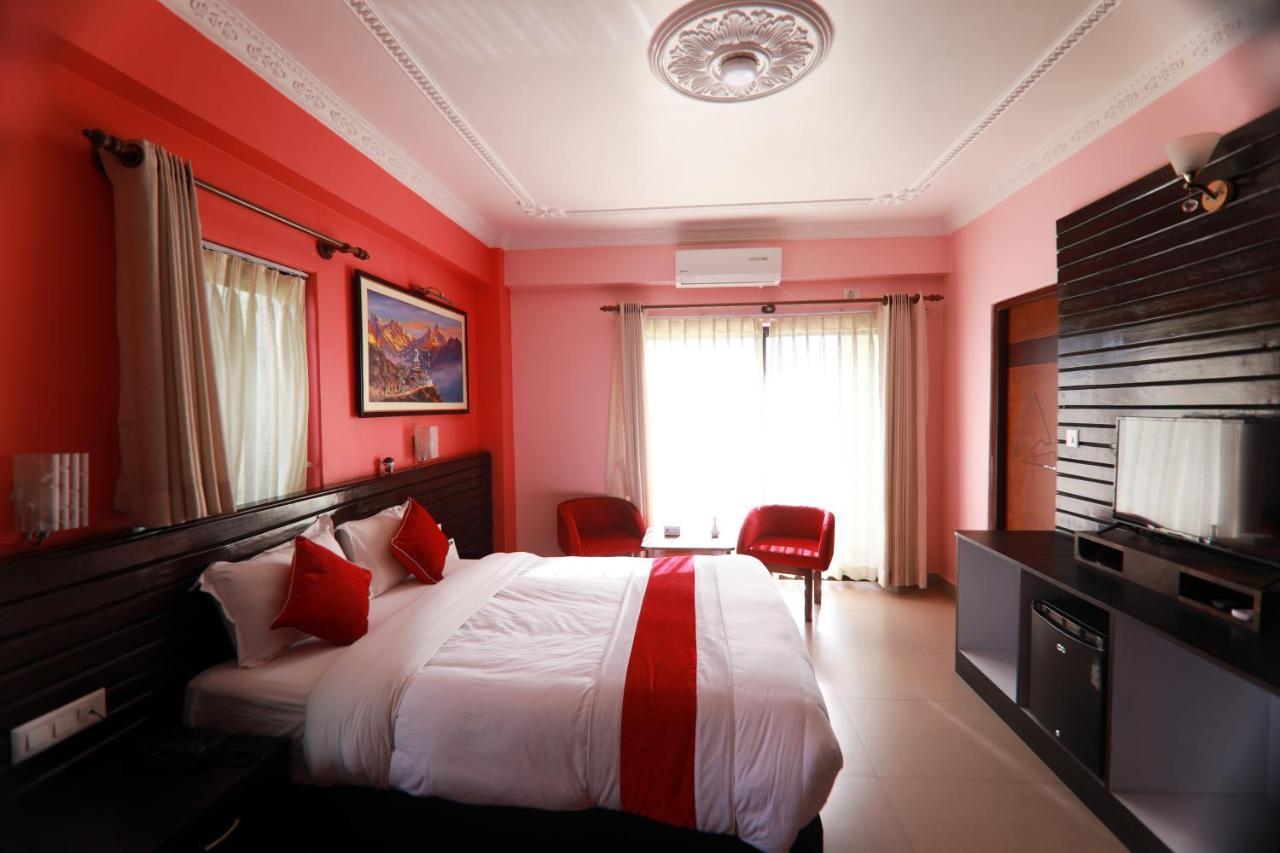 Hotel Task International Pokhara Eksteriør bilde