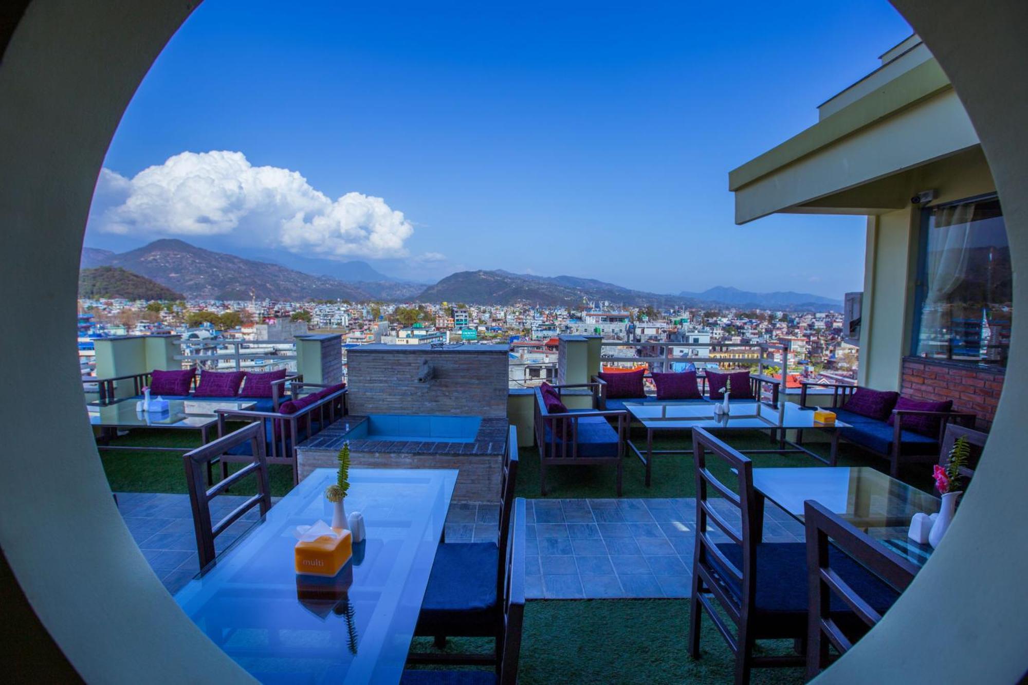 Hotel Task International Pokhara Eksteriør bilde