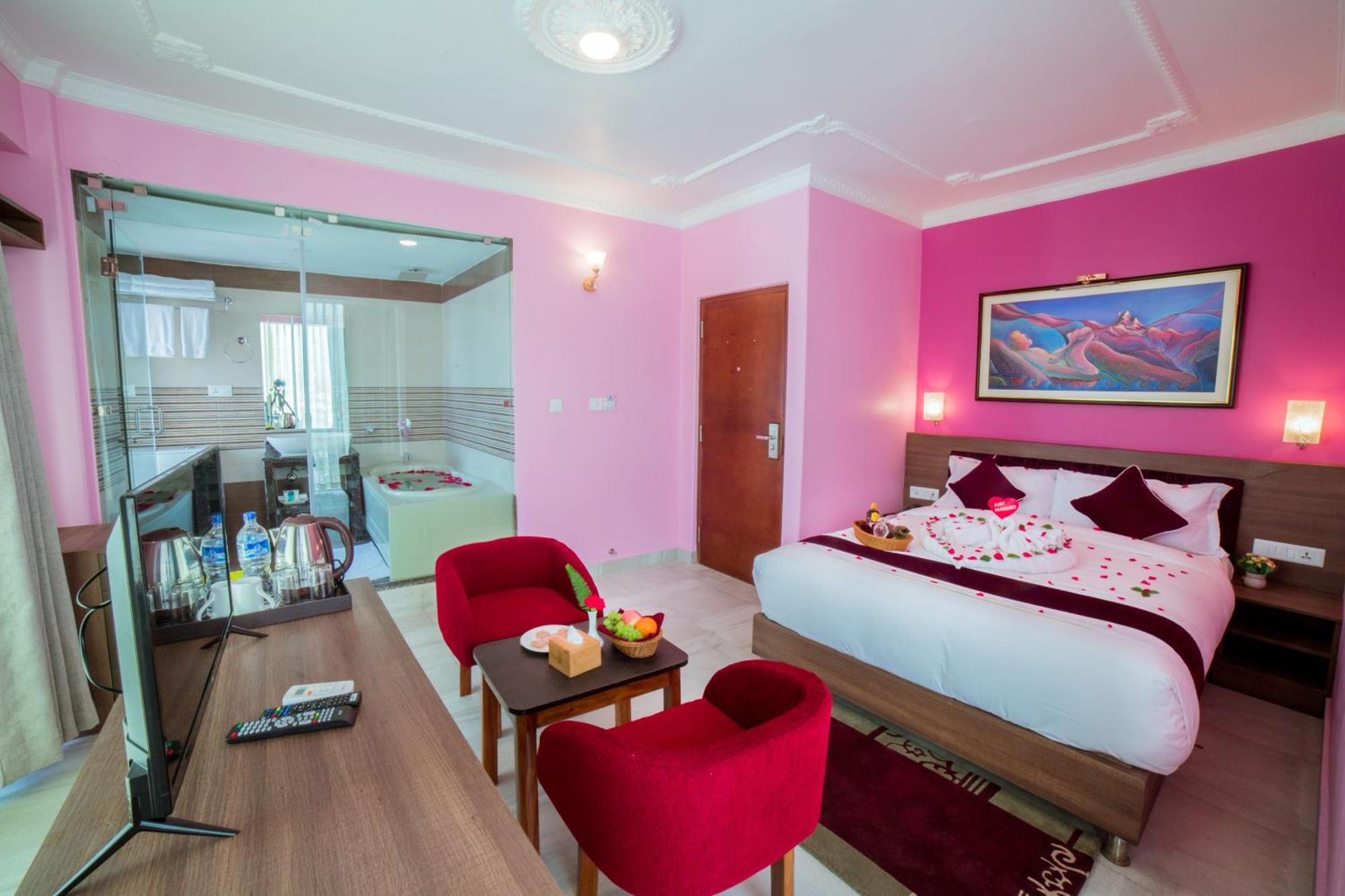 Hotel Task International Pokhara Eksteriør bilde